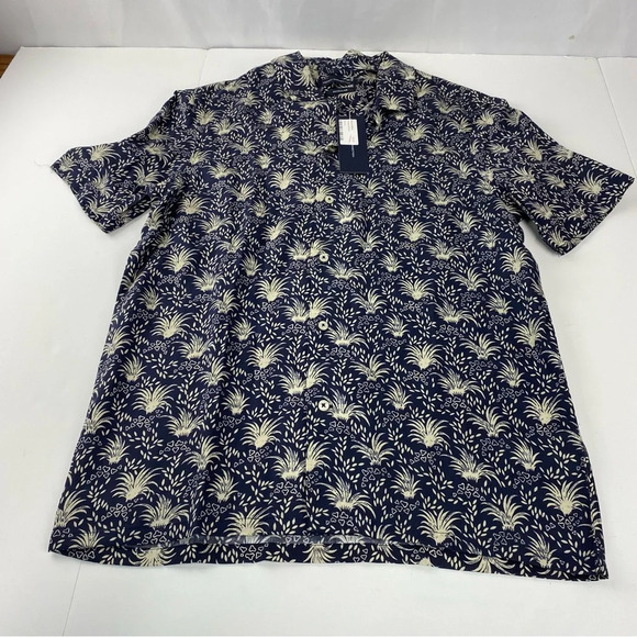 French Connection Mens Small Hawaiian Button Down Shirt Short Sleeve NWT - Picture 1 of 6